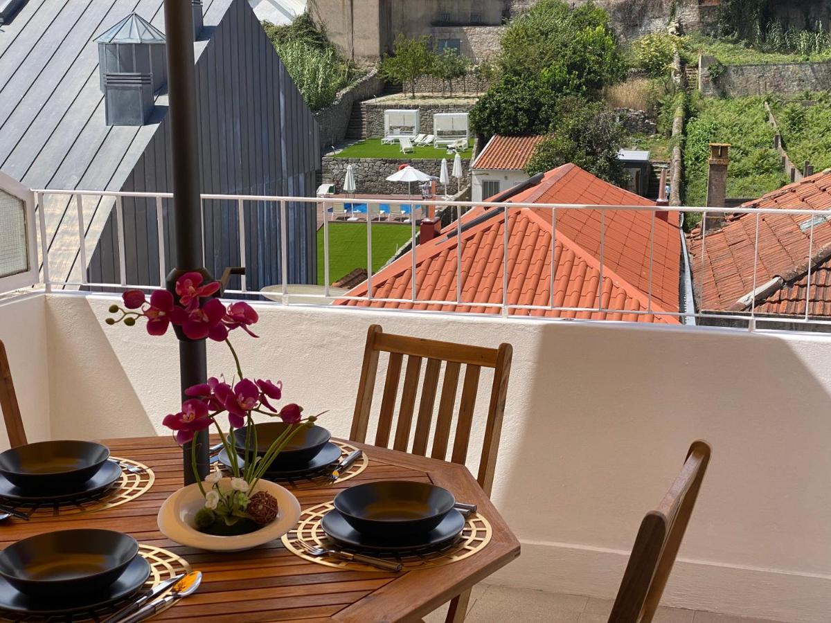 פורטו Apartamento Com Patio Na Rua Principal Da Cidade מראה חיצוני תמונה